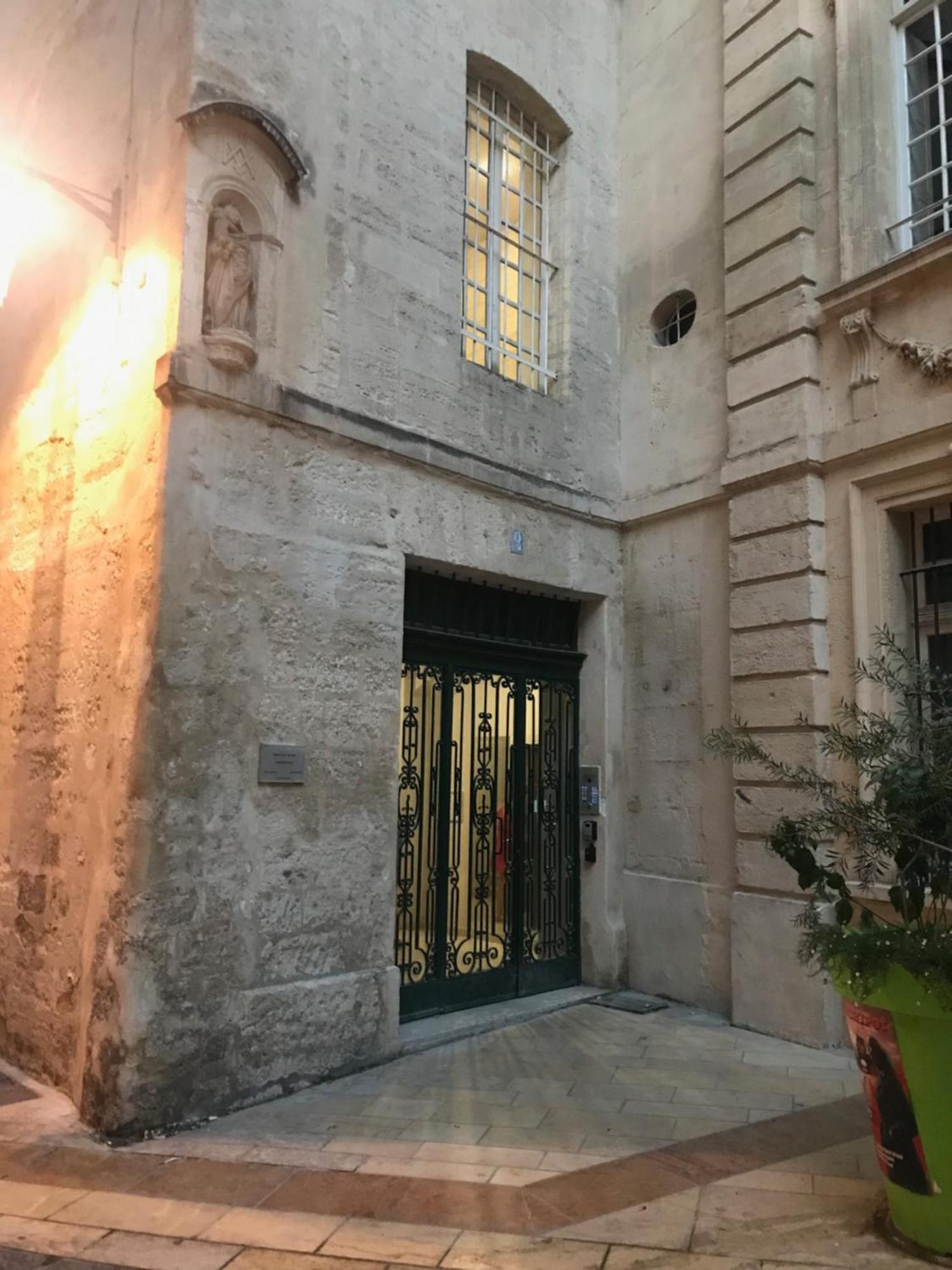 Studio Au Coeur D'Avignon Intra-Muros 外观 照片
